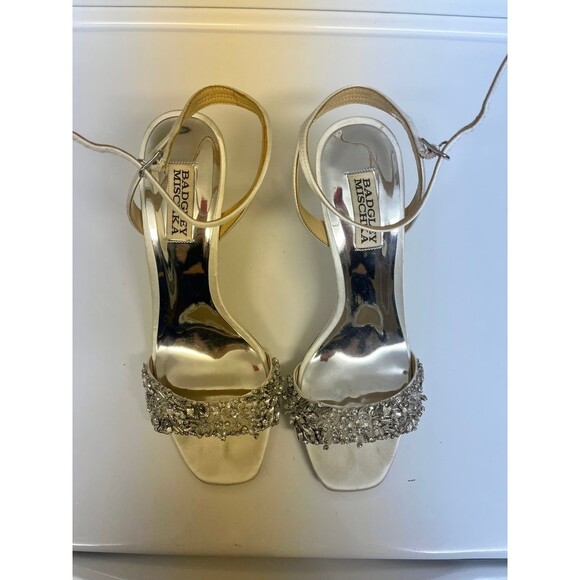 Badgley Mischka Rider Heels - Picture 3 of 6